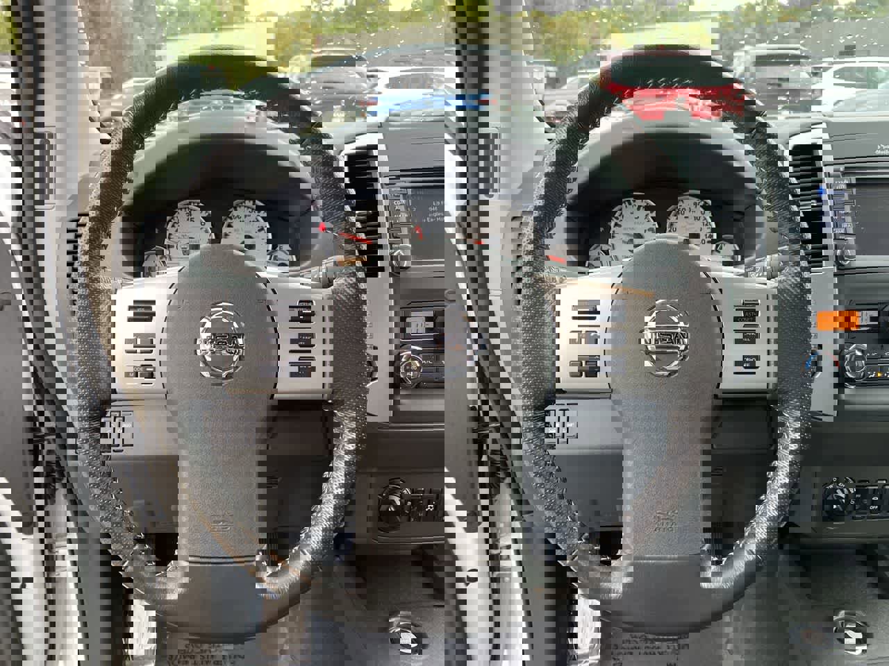 Used 2020 Nissan Frontier PRO-4X w/ Pro-4x Utility Package image 22