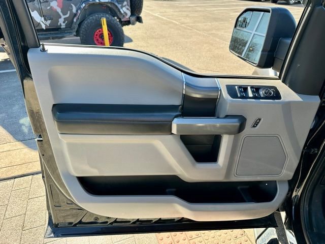 Used 2018 Ford F150 XLT w/ Equipment Group 302A Luxury image 12