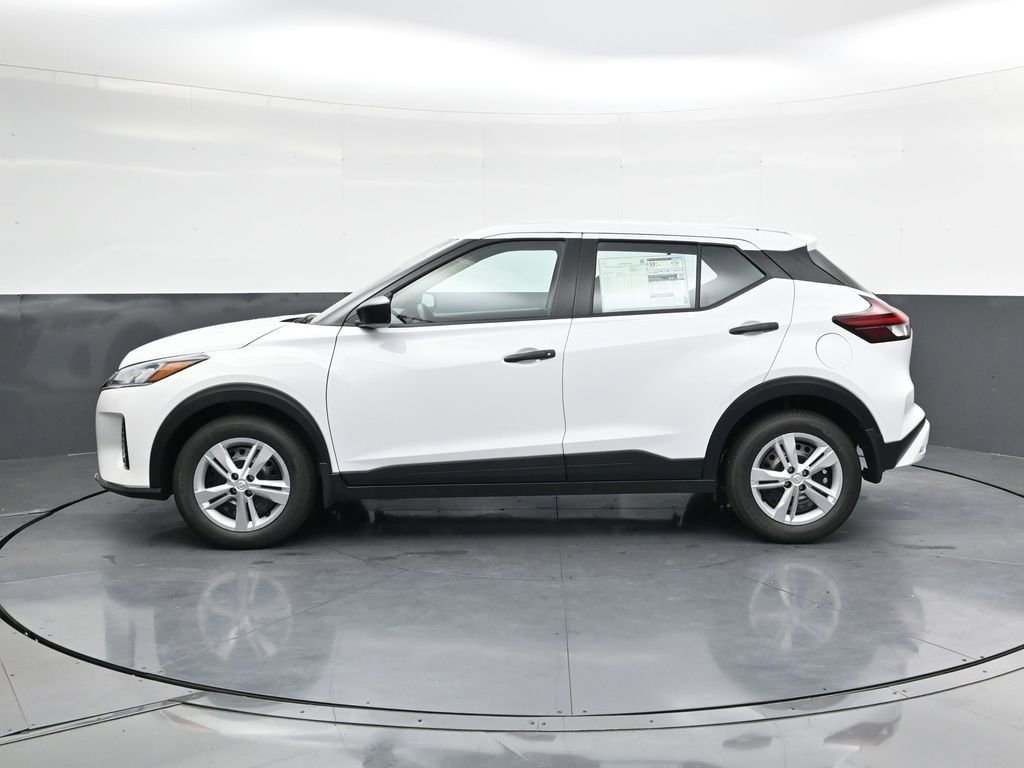 Certified 2025 Nissan Kicks Play S FWD image 12