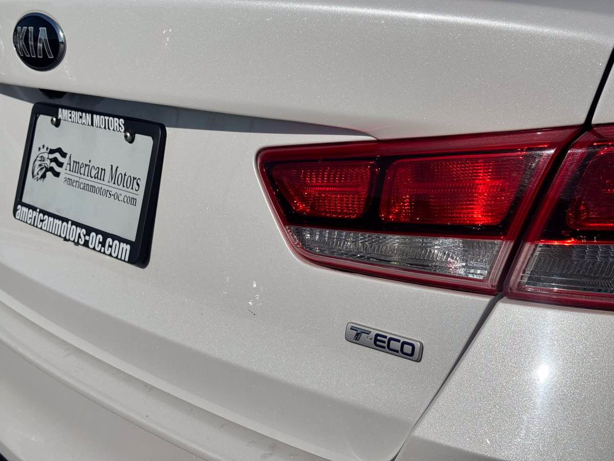 Used 2016 Kia Optima LX FWD image 16