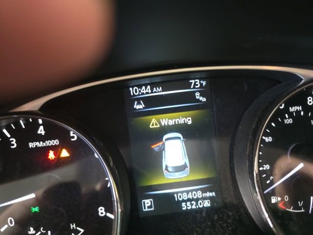 Used 2015 Nissan Rogue SV FWD image 8
