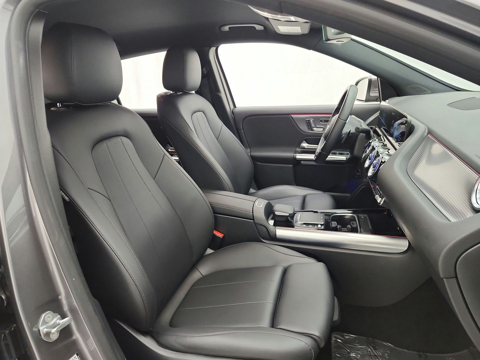 Used 2023 Mercedes-Benz GLA 250 image 18