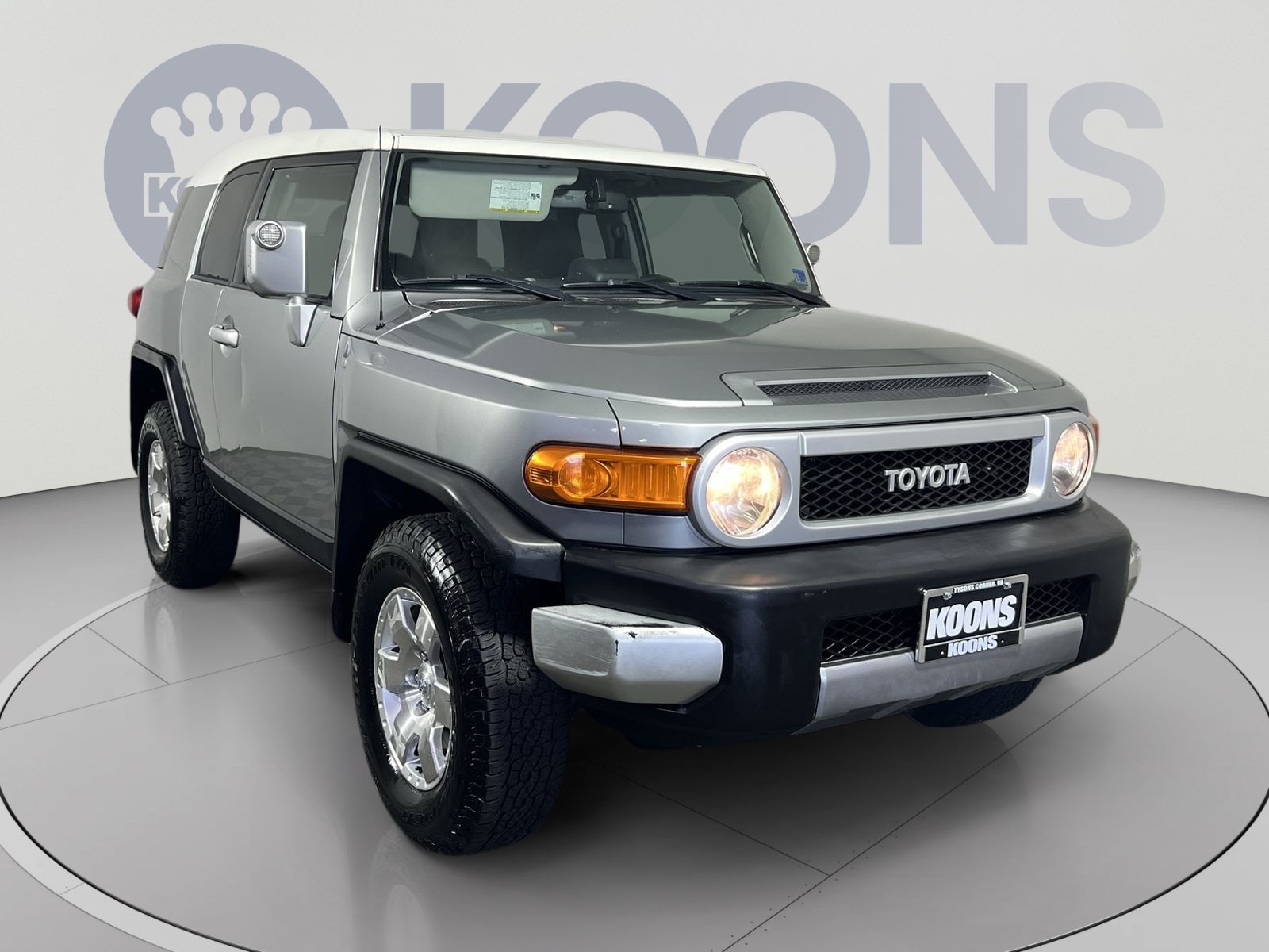 Used 2010 Toyota FJ Cruiser 4WD image 2