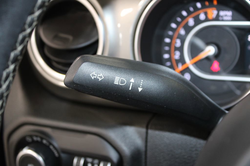 Used 2020 Jeep Wrangler Unlimited Sahara w/ LED Lighting Group image 36