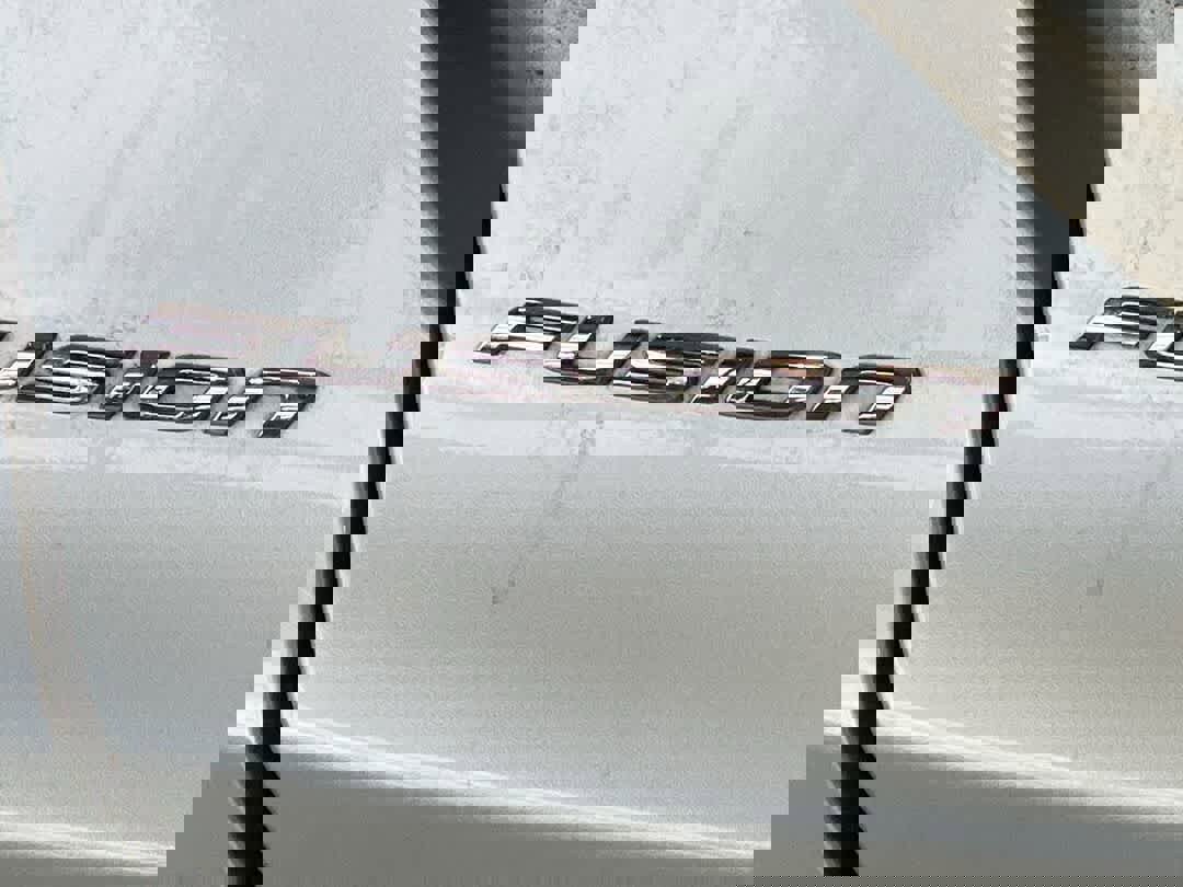 Used 2017 Ford Fusion SE w/ Fusion SE Technology Package FWD image 11