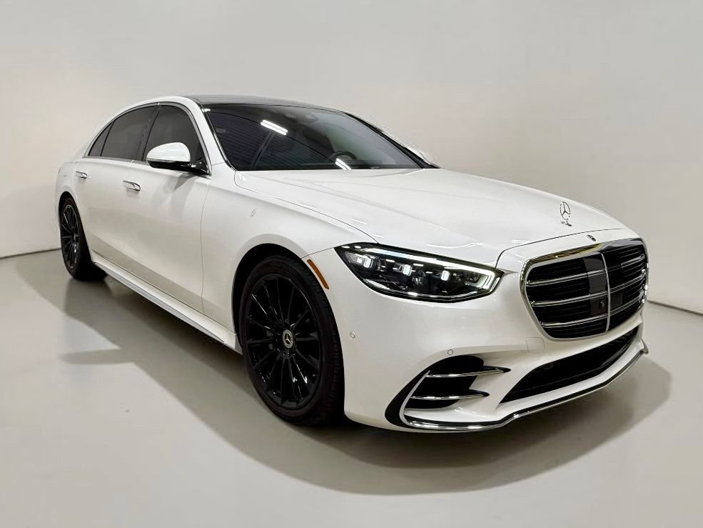 Used 2022 Mercedes-Benz S 500 4MATIC w/ AMG Line Package image 8