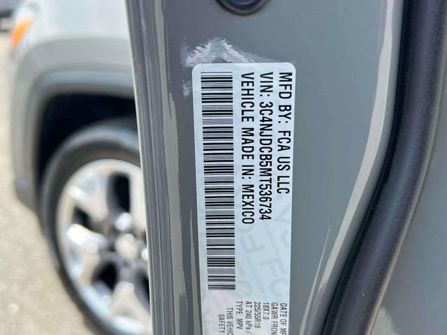 Used 2021 Jeep Compass Limited w/ Sun and Sound Group AWD/4WD image 19