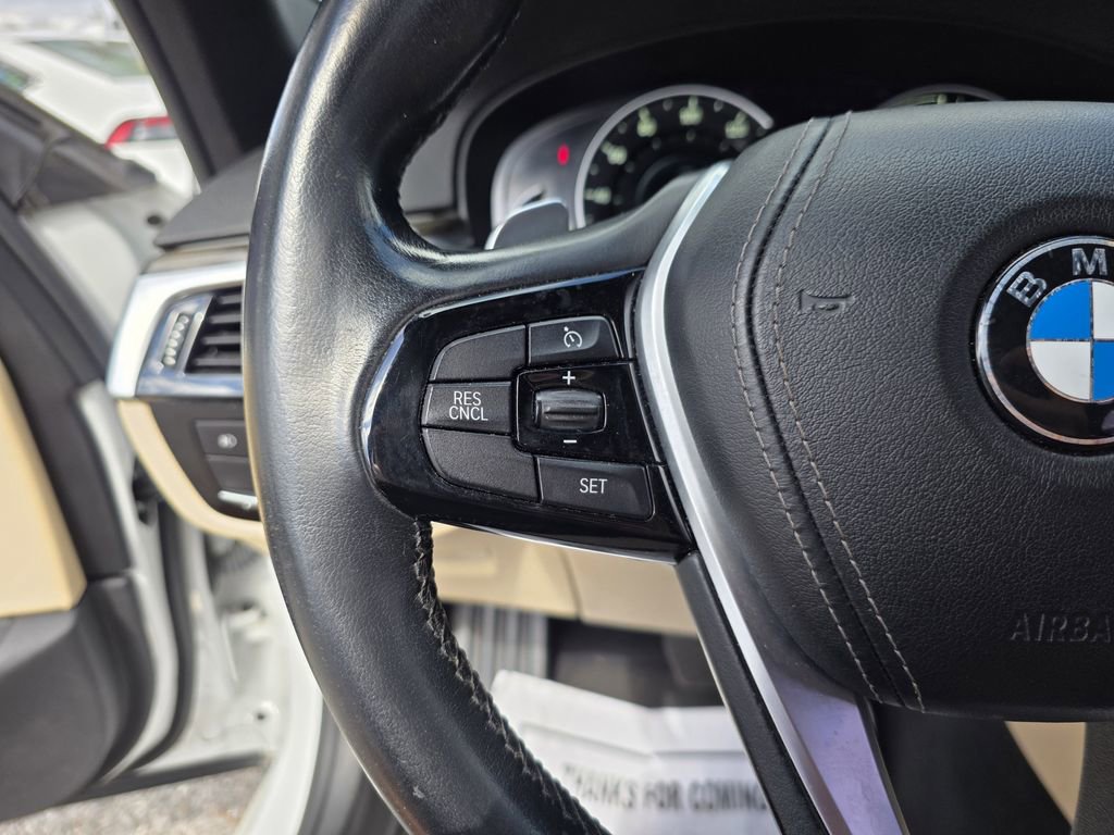 Used 2018 BMW 530e image 26