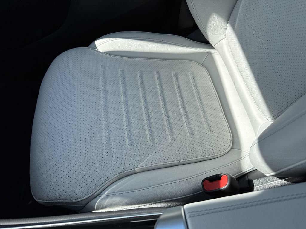 New 2025 Mercedes-Benz GLC 300 4MATIC image 27