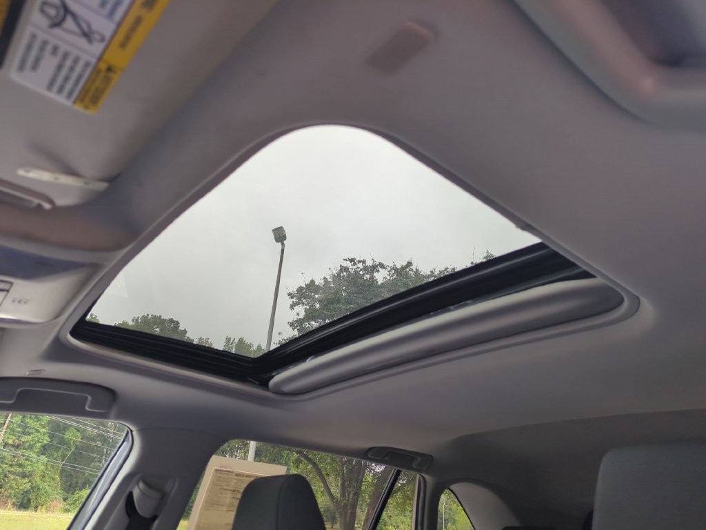 Used 2024 Toyota RAV4 XLE w/ Convenience Package FWD image 29