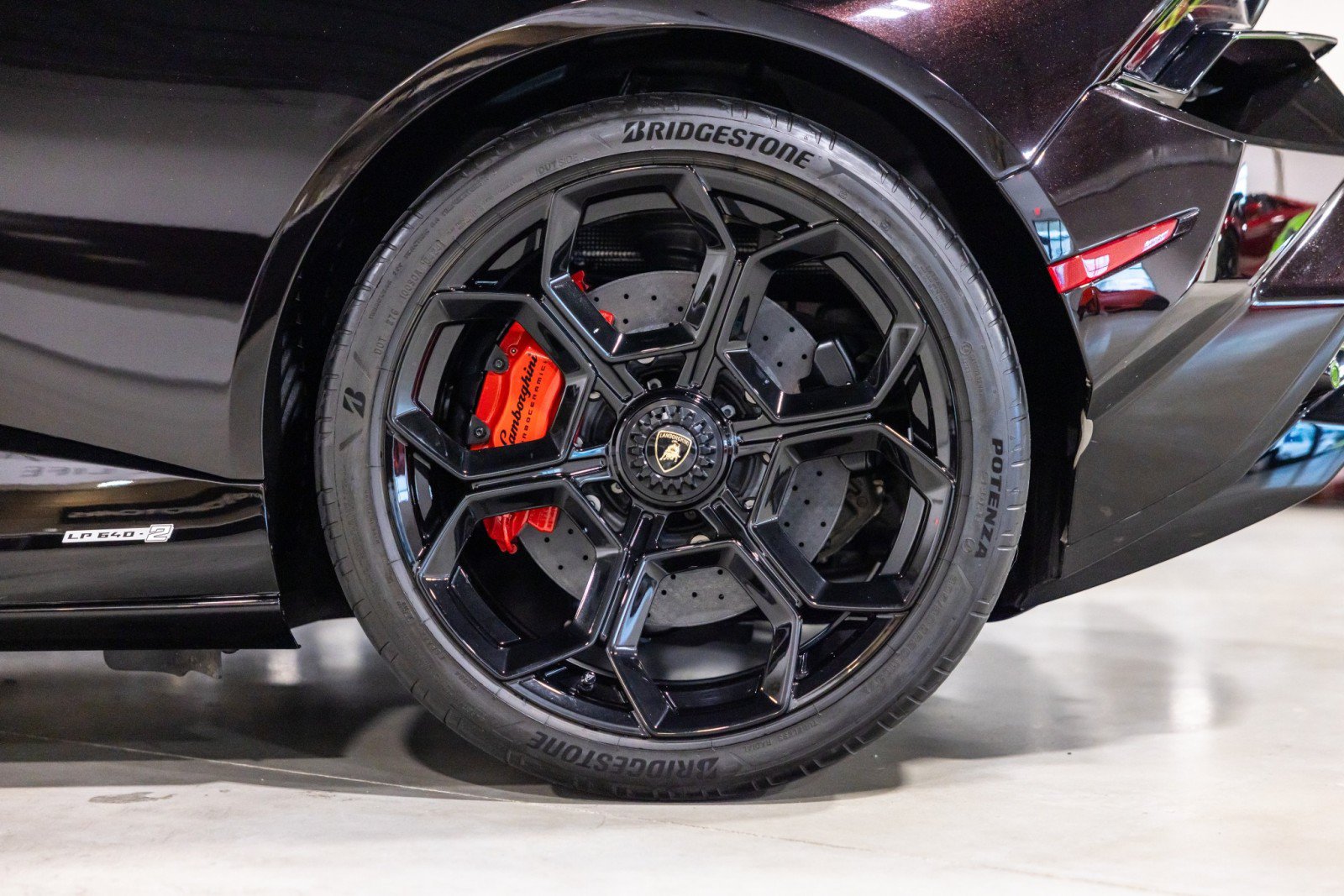 Used 2024 Lamborghini Huracan Tecnica RWD image 19
