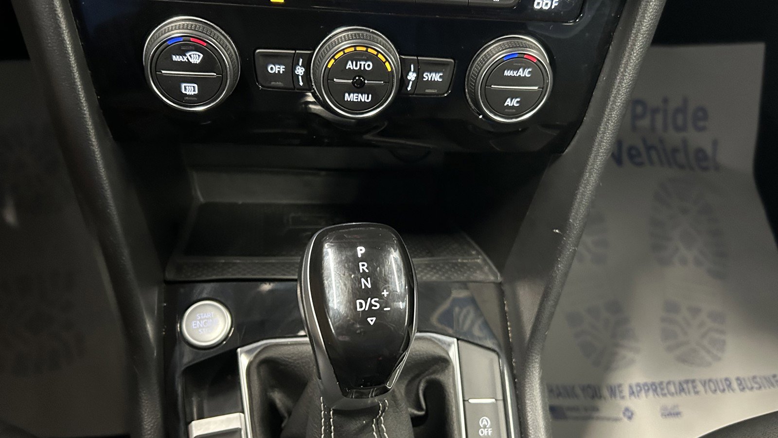 Used 2024 Volkswagen Taos SE image 32