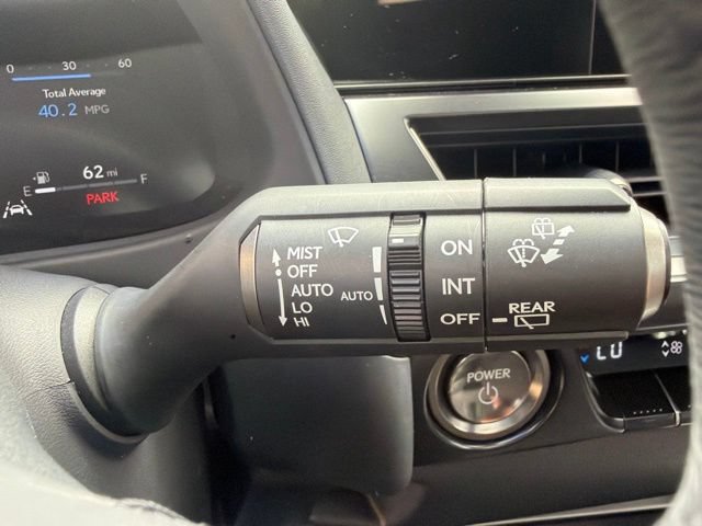 Used 2025 Lexus UX 300h FWD w/ Accessory Package (Z2) image 23
