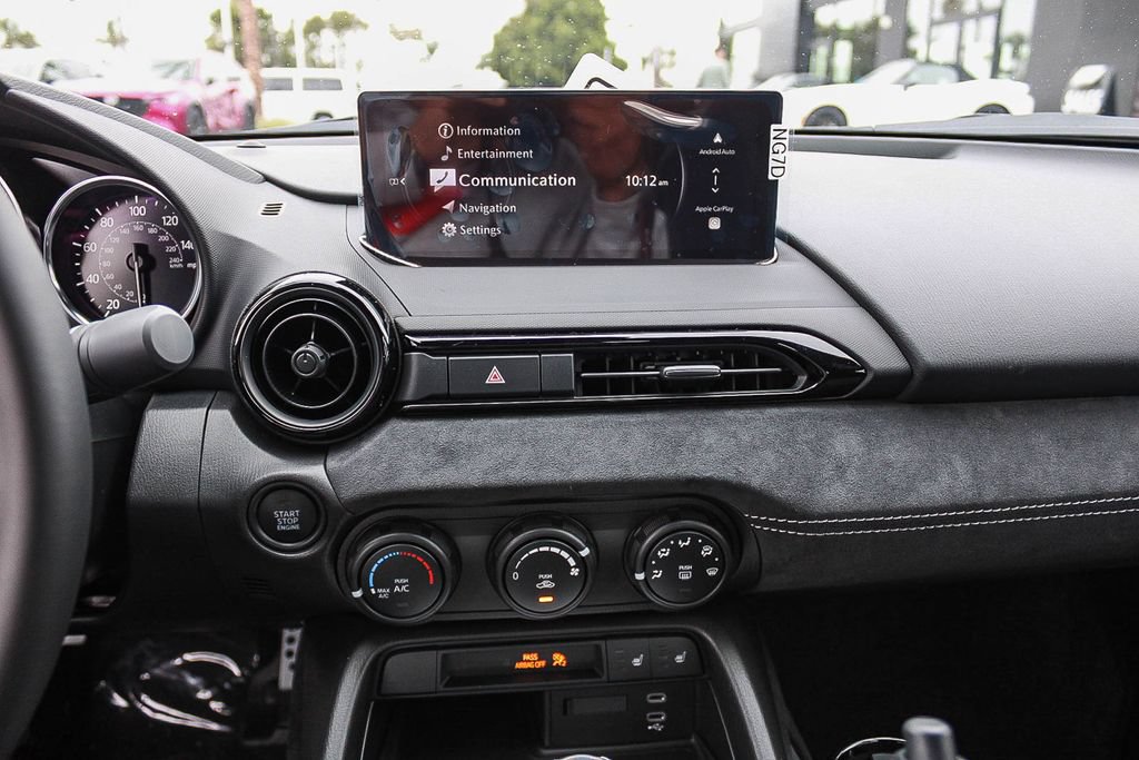 New 2026 MAZDA MX-5 Miata Club w/ Interior Package RWD image 15