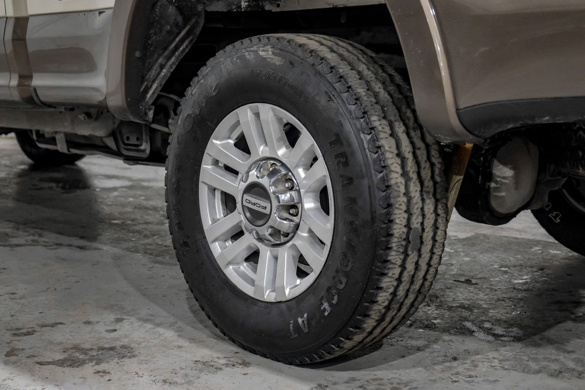 Used 2017 Ford F250 Lariat w/ Chrome Package image 63