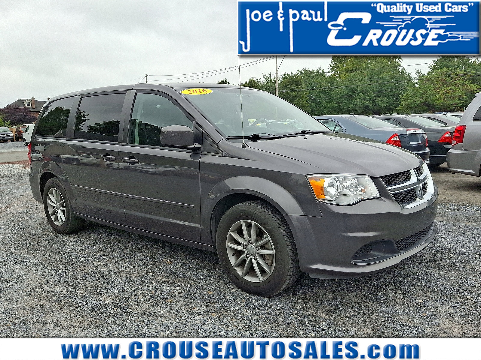 Used 2016 Dodge Grand Caravan SE image 1