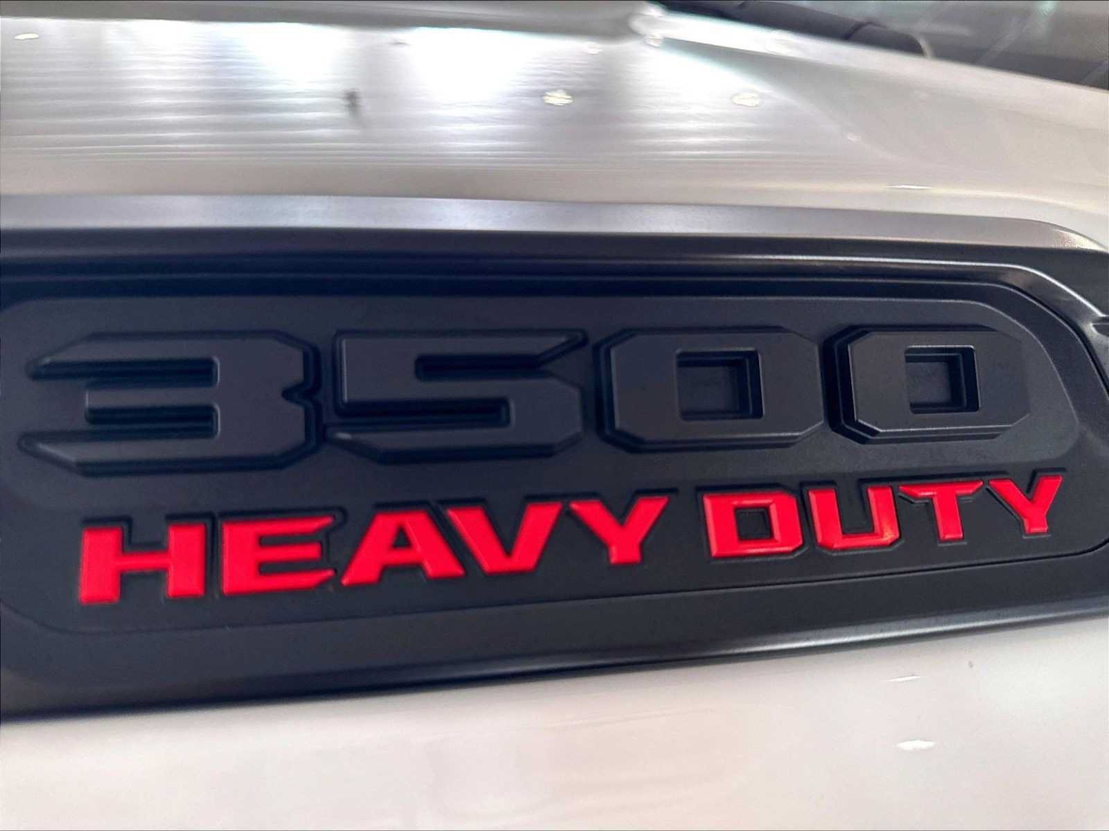 Used 2025 RAM 3500 Tradesman AWD/4WD image 40