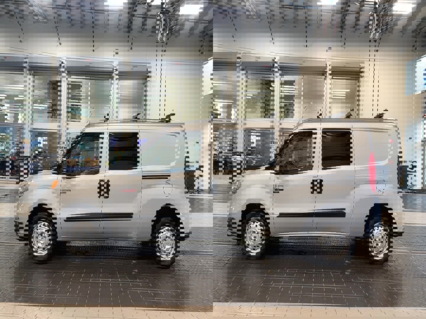 Used 2022 RAM ProMaster City Wagon image 4