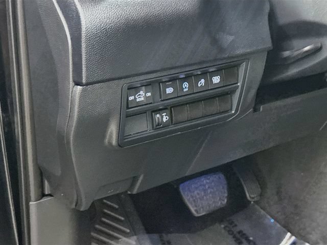 Used 2024 Toyota Tundra SR5 AWD/4WD image 10