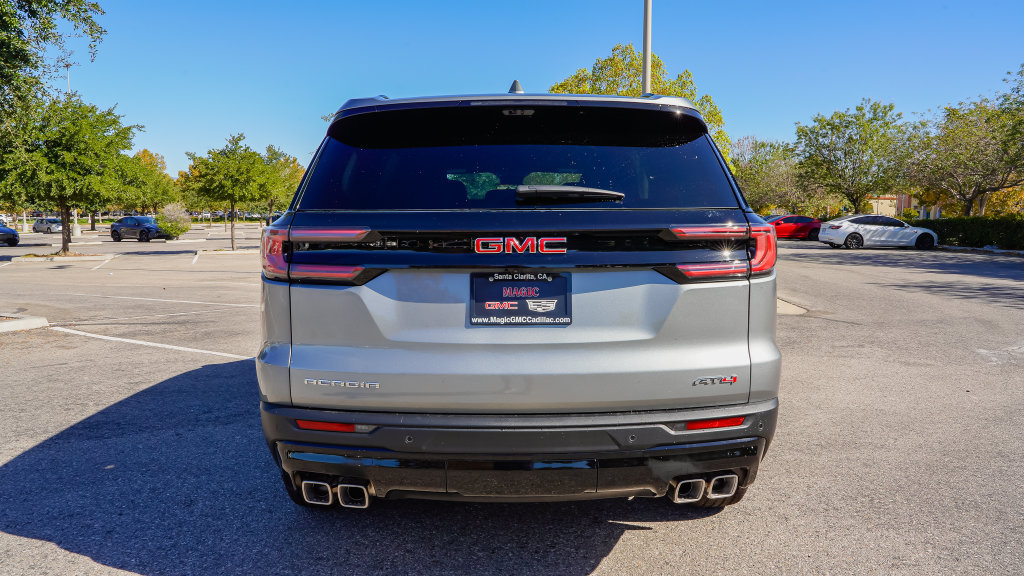 New 2027 GMC Acadia AT4 w/ AT4 Reserve Package AWD/4WD image 8