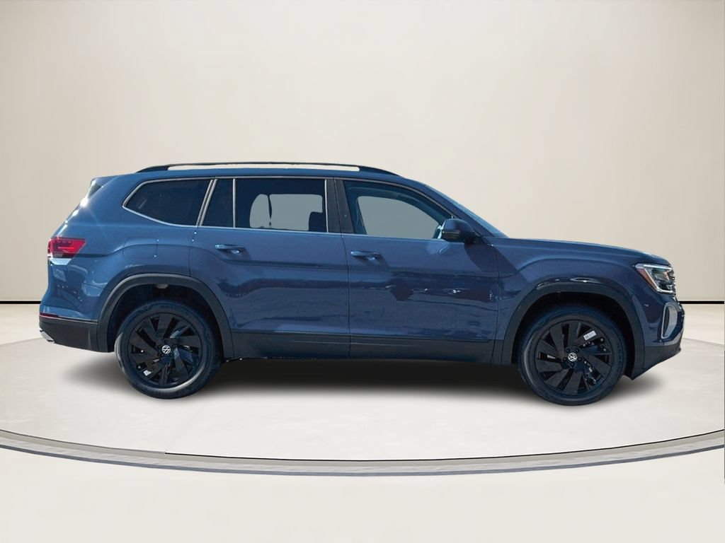 New 2026 Volkswagen Atlas SE AWD/4WD image 2