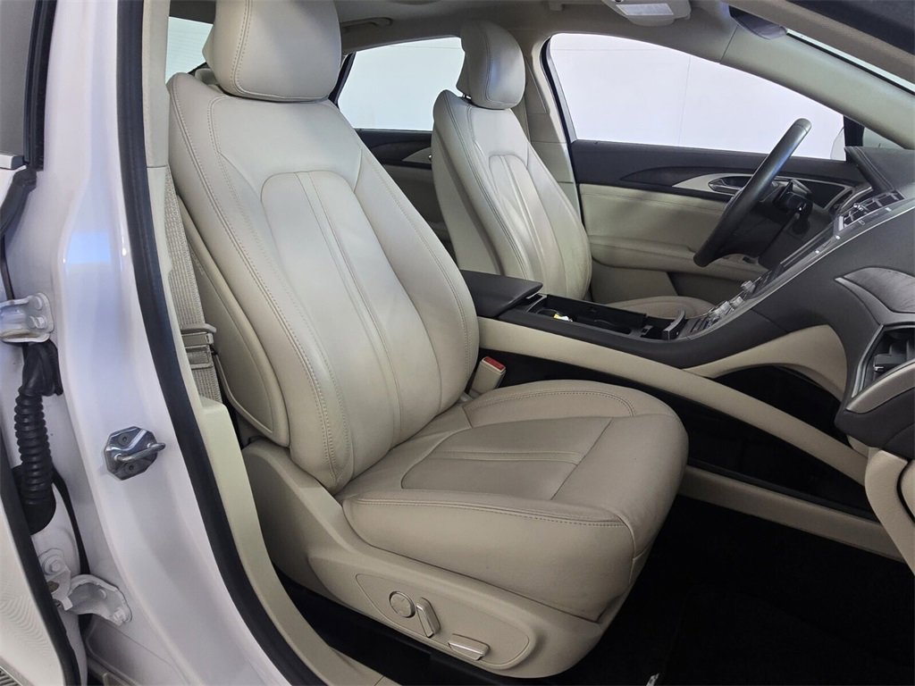 Used 2017 Lincoln MKZ Select w/ Select Plus Package image 15