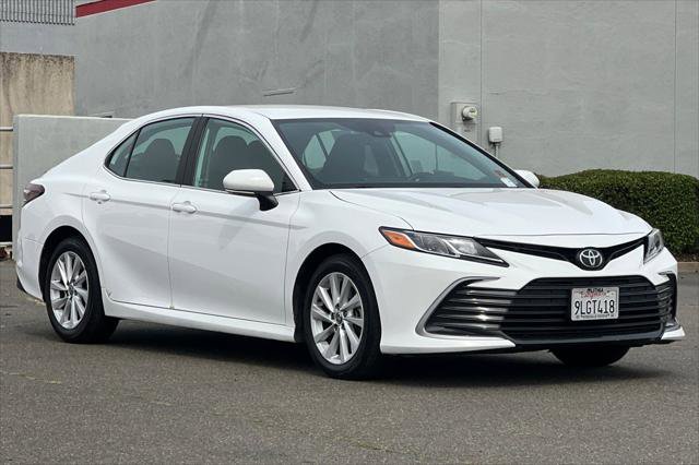 Certified 2024 Toyota Camry LE FWD image 5