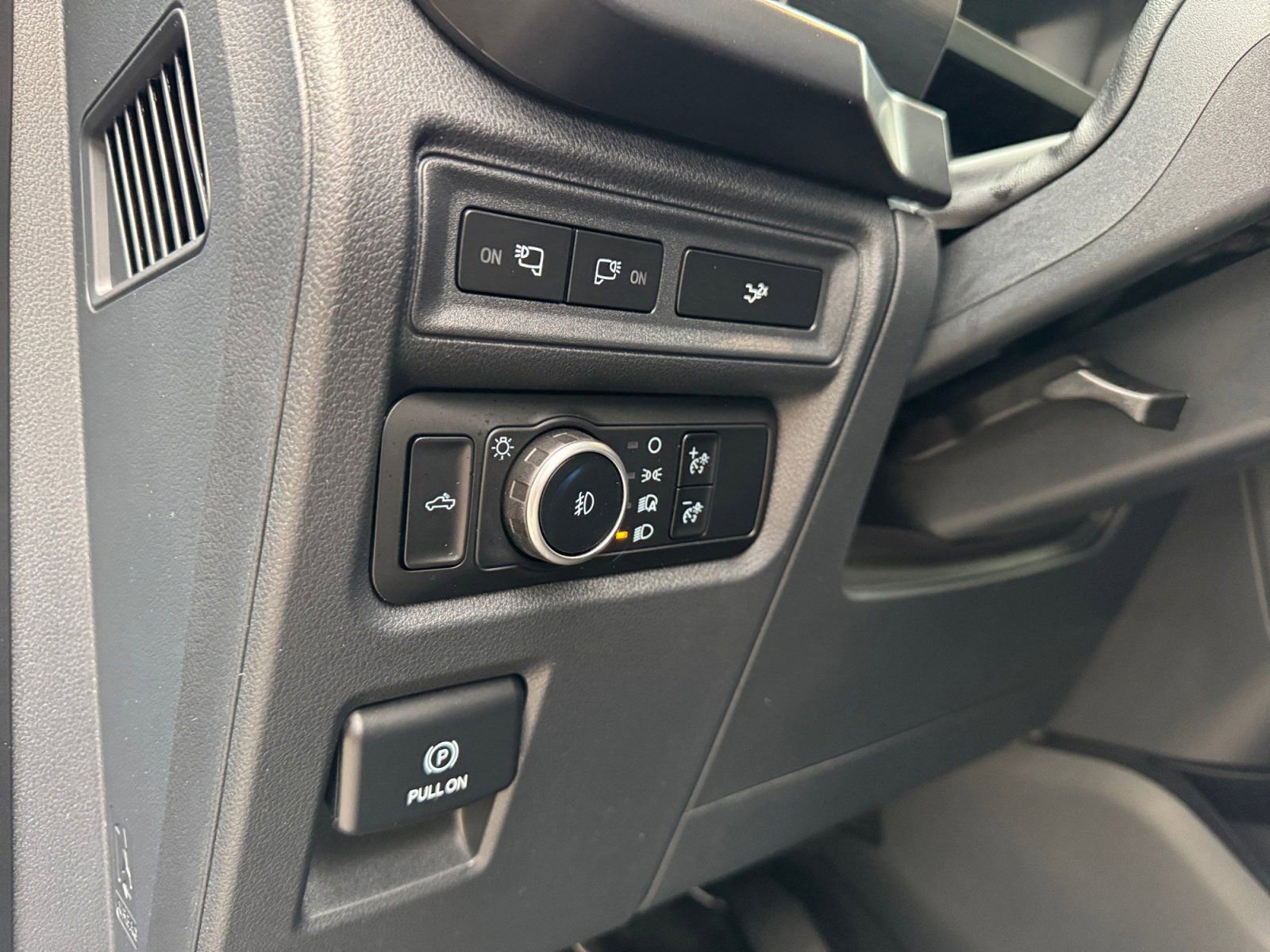 Used 2024 Ford F150 XLT w/ Equipment Group 302A MID image 21