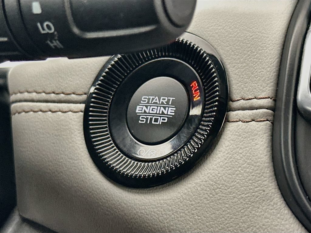 Certified 2023 Jeep Compass Limited AWD/4WD image 22