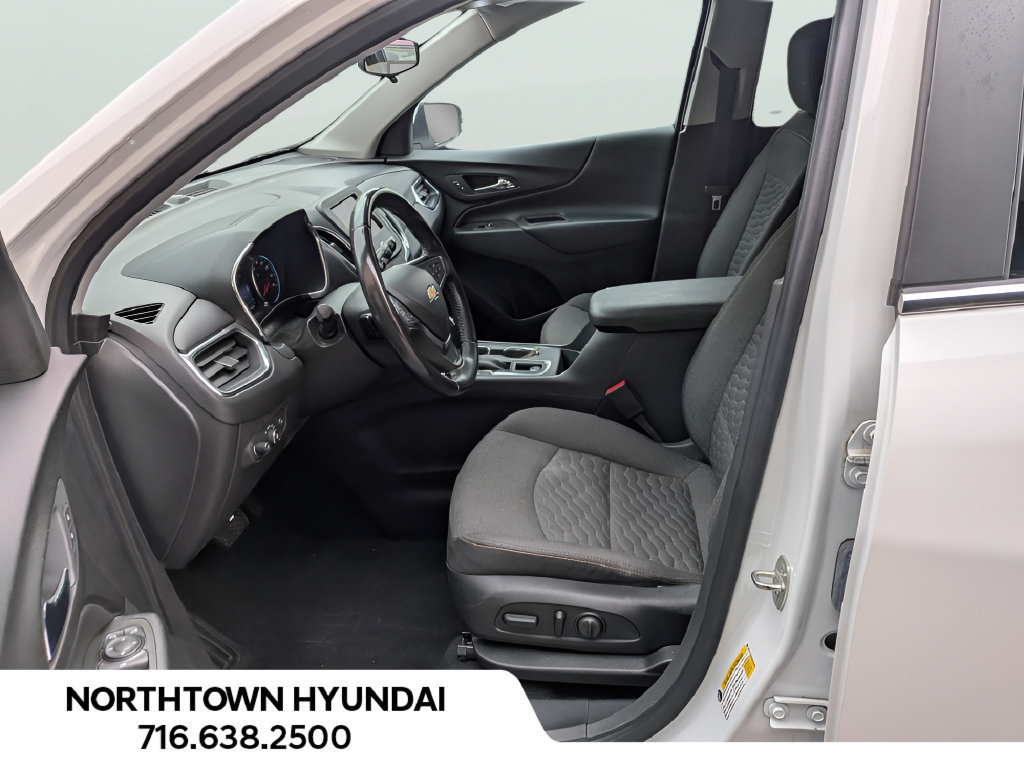 Used 2021 Chevrolet Equinox LT FWD image 9