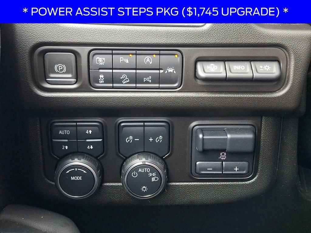 Used 2023 Chevrolet Tahoe Premier w/ Advanced Technology Package image 26