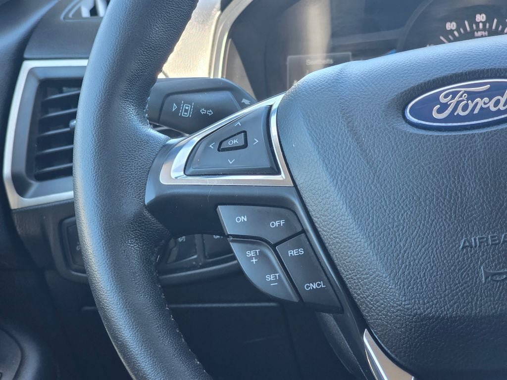 Used 2022 Ford Edge SEL AWD/4WD image 21