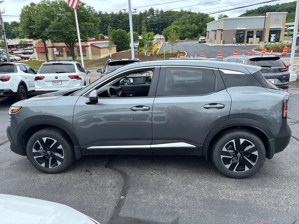 Certified 2025 Nissan Kicks SV AWD/4WD image 4