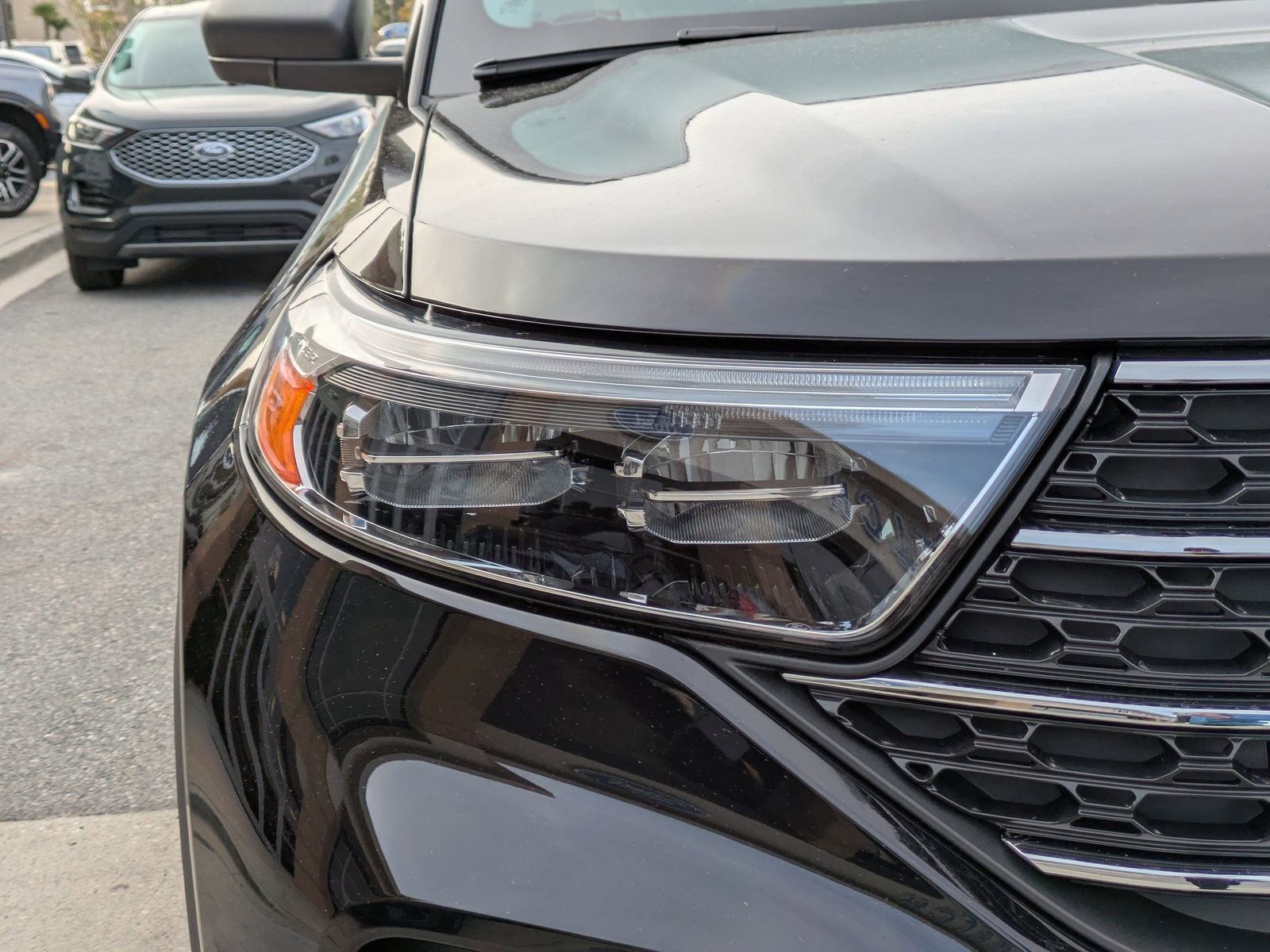 Certified 2023 Ford Explorer XLT image 10