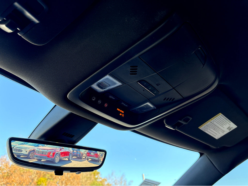 Used 2022 Buick Enclave Premium image 38