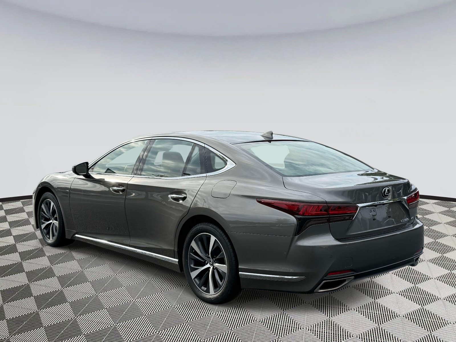 Used 2022 Lexus LS 500 AWD w/ Accessory Package (Z1) image 4
