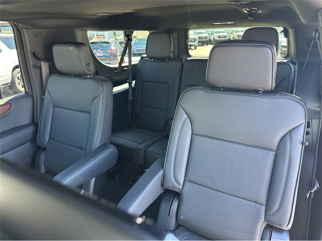 New 2026 GMC Yukon XL Denali w/ Denali Reserve Package image 16