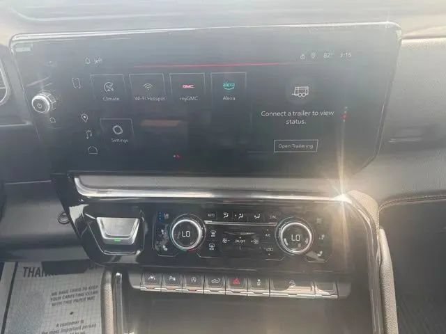 Used 2023 GMC Sierra 1500 AT4 w/ AT4 Premium Package AWD/4WD image 27