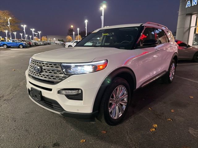 Certified 2022 Ford Explorer Limited w/ Limited Technology Package image 2