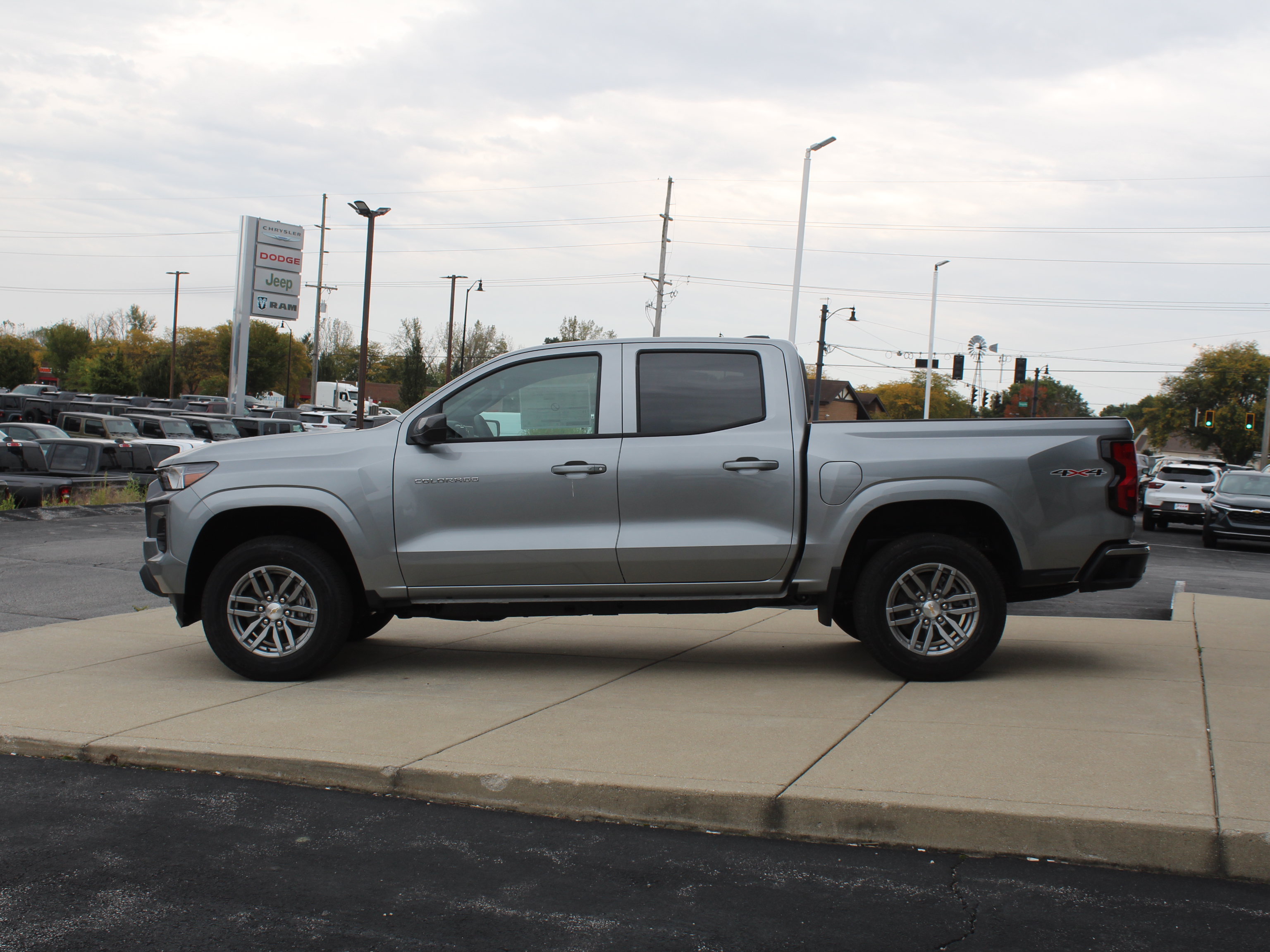 New 2026 Chevrolet Colorado LT w/ Advanced Trailering Package AWD/4WD image 8