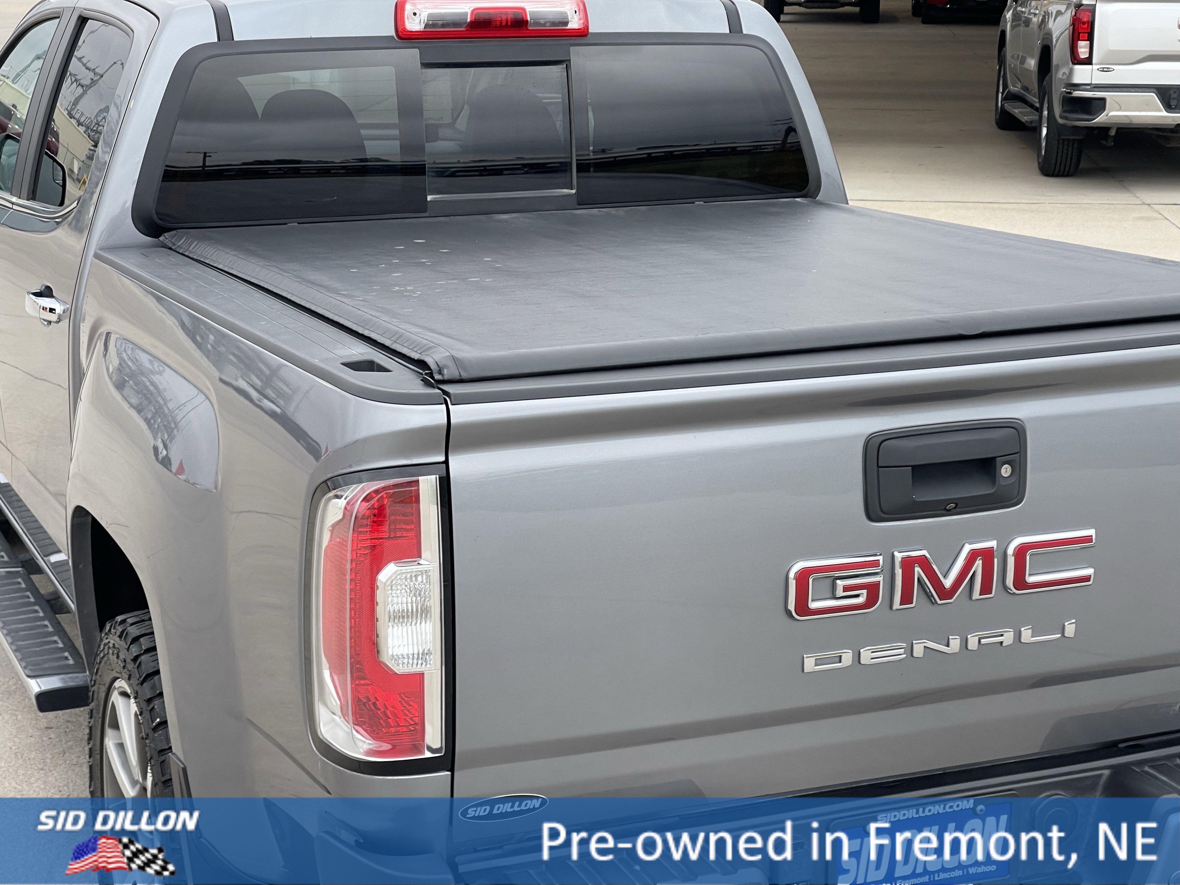 Used 2021 GMC Canyon Denali image 14