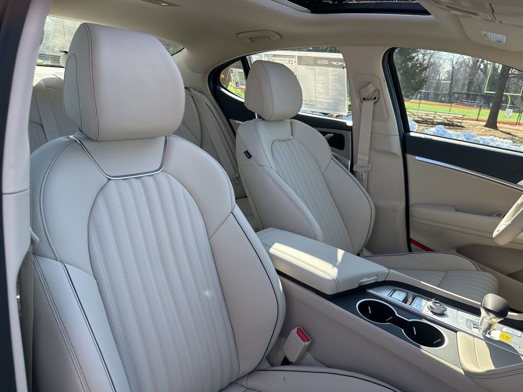 New 2026 Genesis G70 2.5T Prestige image 33