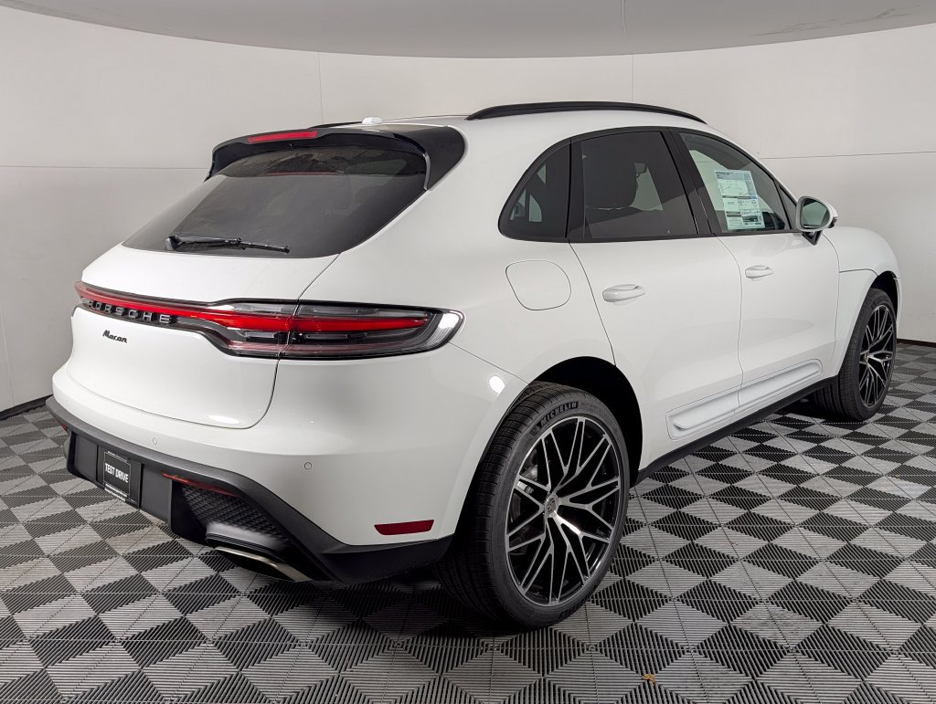 New 2026 Porsche Macan AWD/4WD image 7