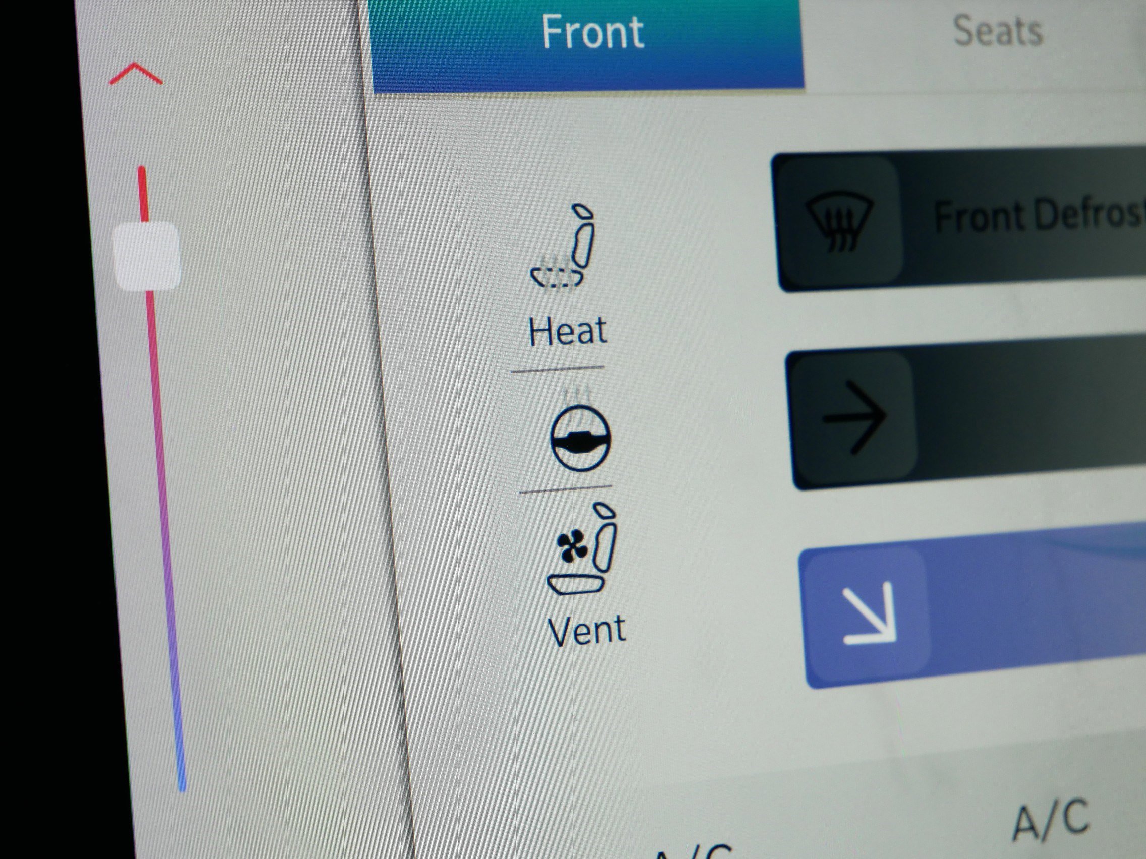 Used 2022 Jeep Grand Wagoneer Series III w/ Rear Seat Video Group 1 image 30