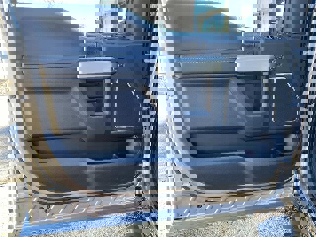 Used 2022 Ford F250 Lariat w/ Black Appearance Package image 52