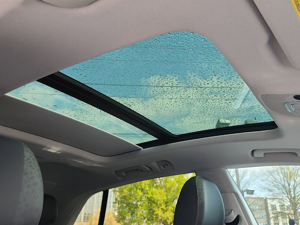 Used 2022 Audi Q8 Premium Plus image 19