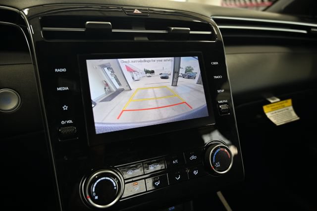 Used 2023 Hyundai Santa Cruz SEL AWD/4WD image 17