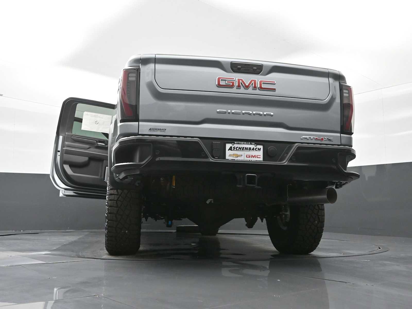 New 2026 GMC Sierra 2500 AT4X image 29