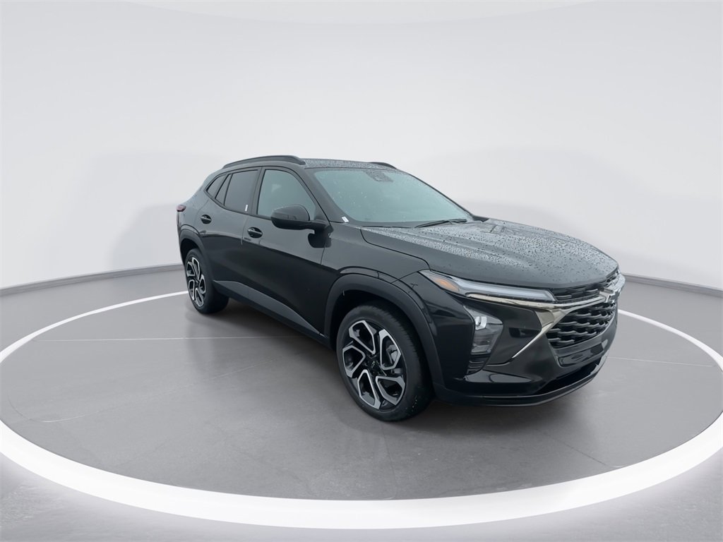 New 2026 Chevrolet Trax RS w/ Sunroof Package image 2