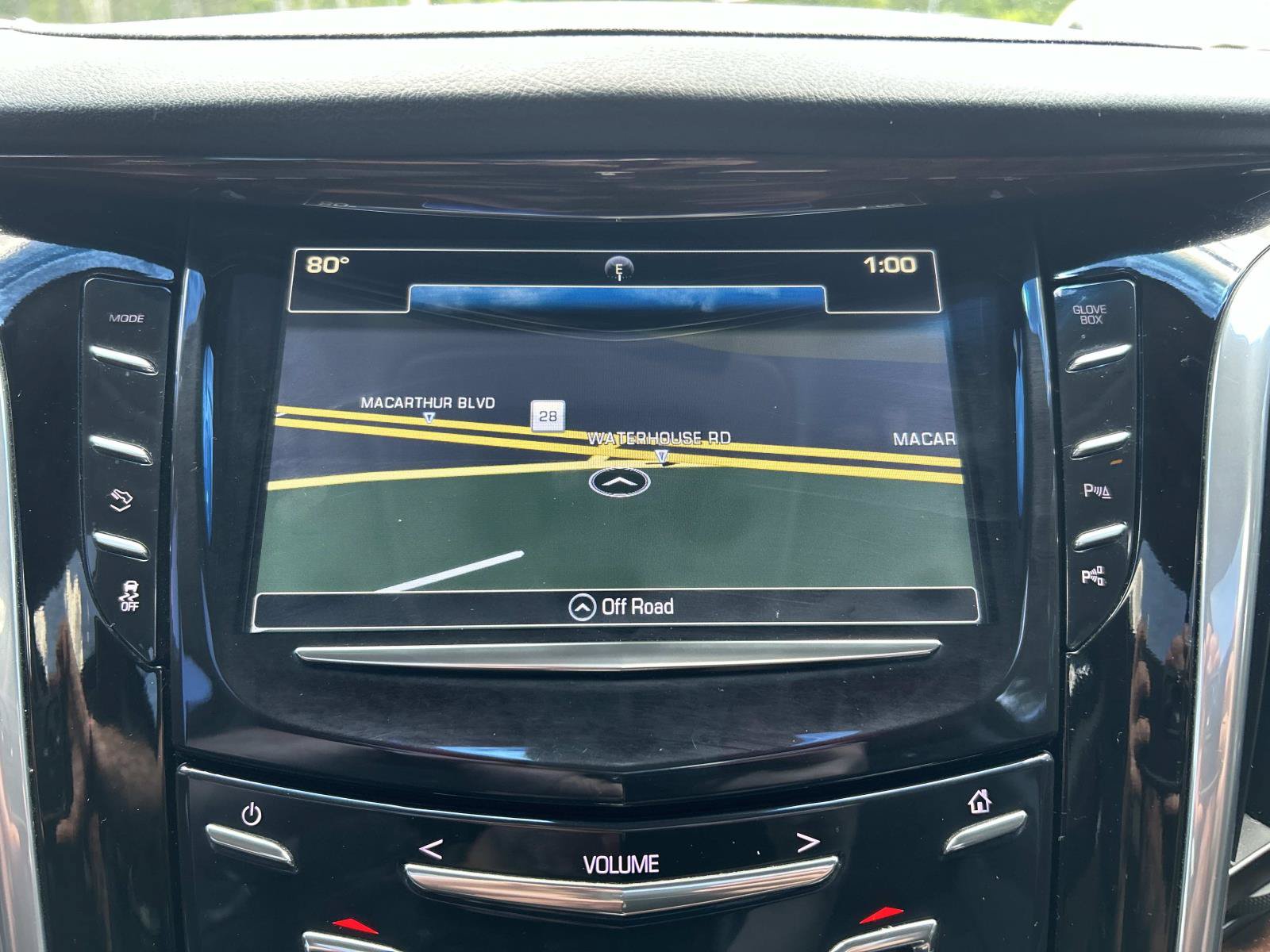 Used 2018 Cadillac Escalade ESV Premium Luxury AWD/4WD image 29